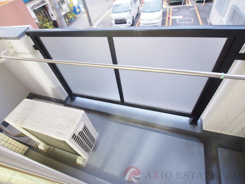 25/30 バルコニー