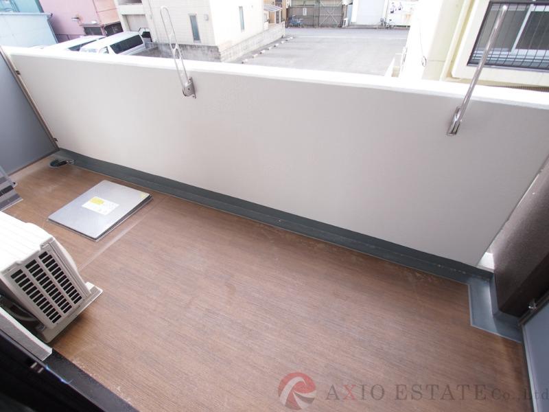 23/30 バルコニー