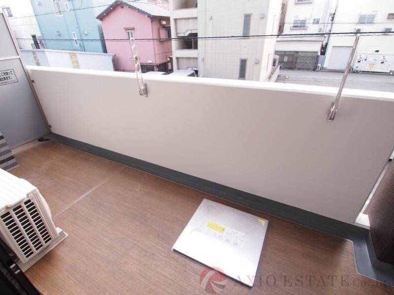 23/30 バルコニー