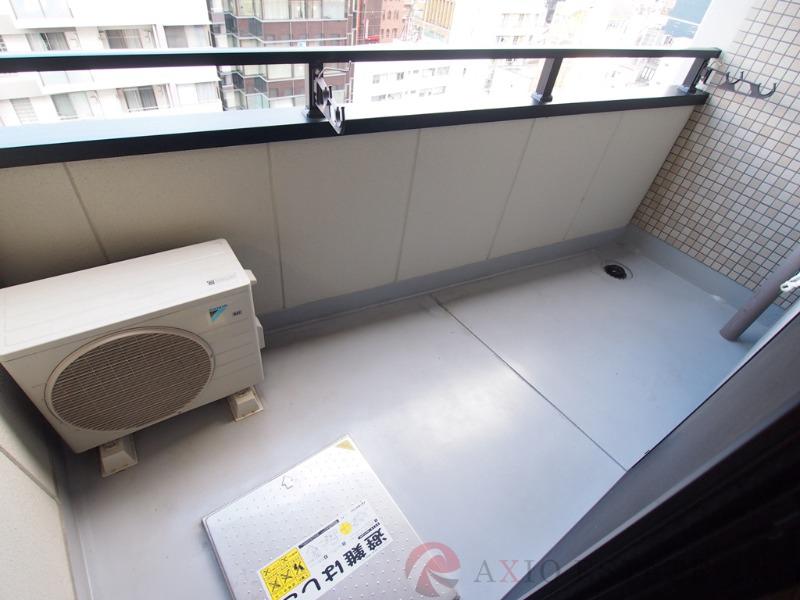 21/30 バルコニー