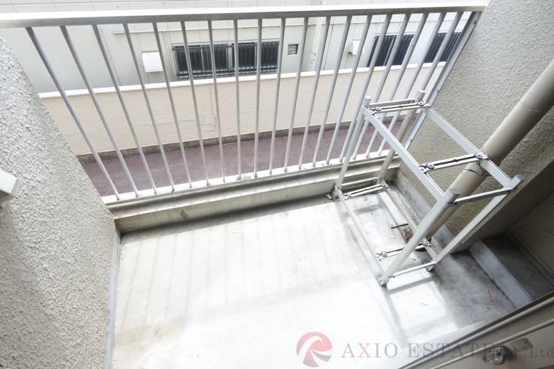 26/30 バルコニー