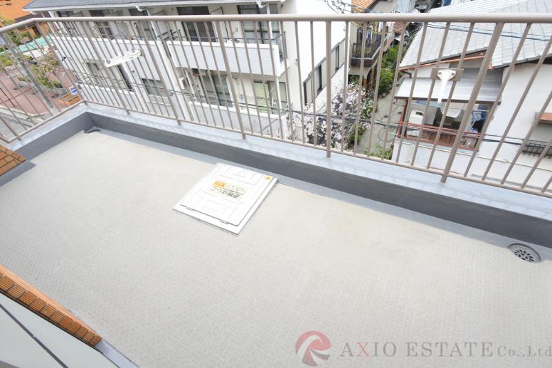 23/30 バルコニー