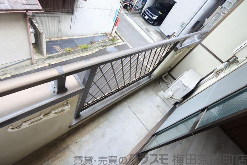 21/30 バルコニー