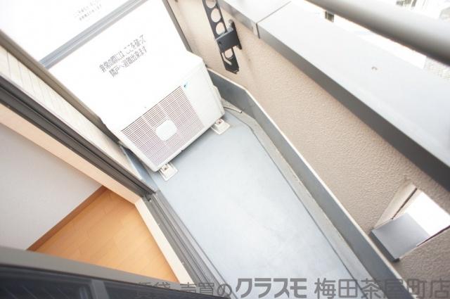 19/30 バルコニー