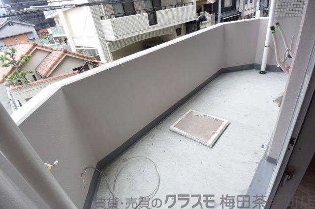 21/30 バルコニー