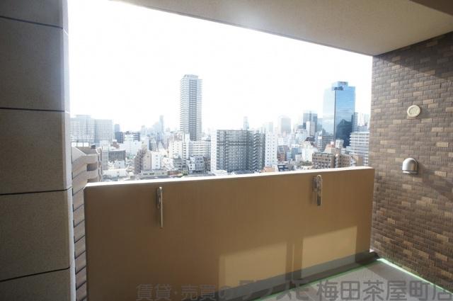 23/30 バルコニー