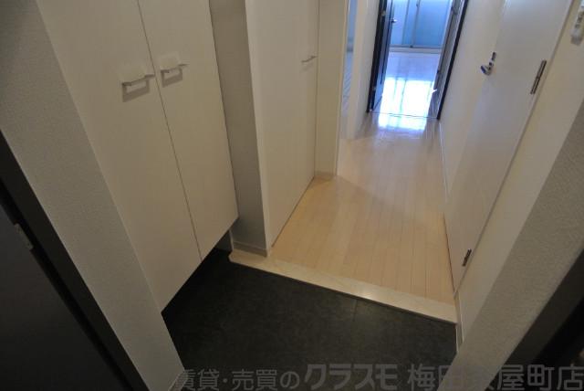 14/30 玄関