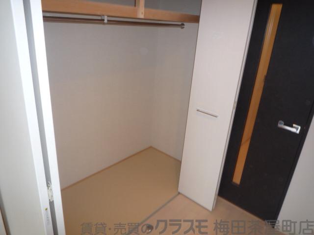 13/30 収納