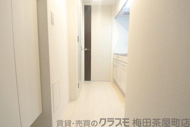 14/30 玄関