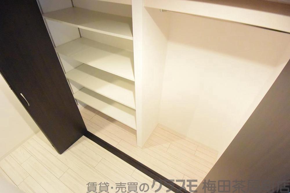 14/30 室内