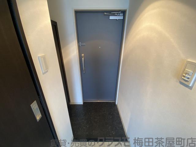 17/30 玄関