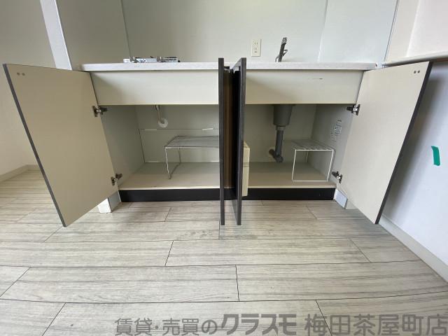 14/30 室内
