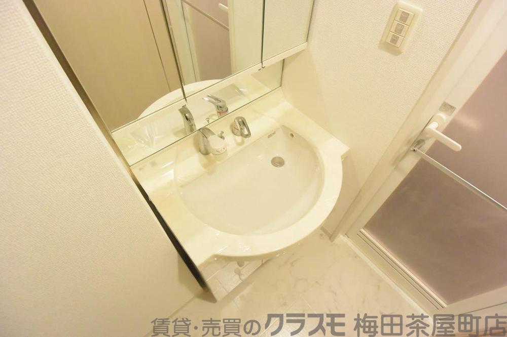 20/30 洗面
