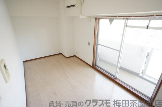 14/30 室内