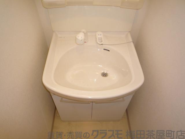 18/30 洗面