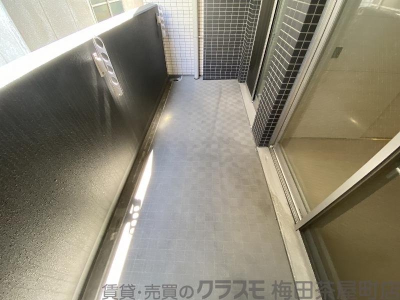 21/30 バルコニー