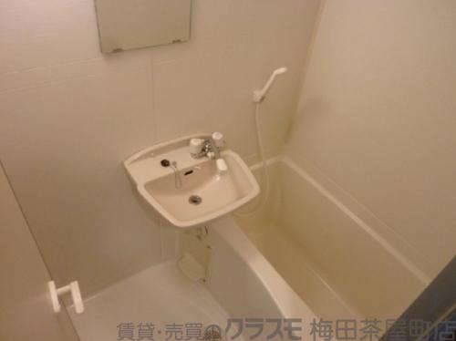 21/30 洗面