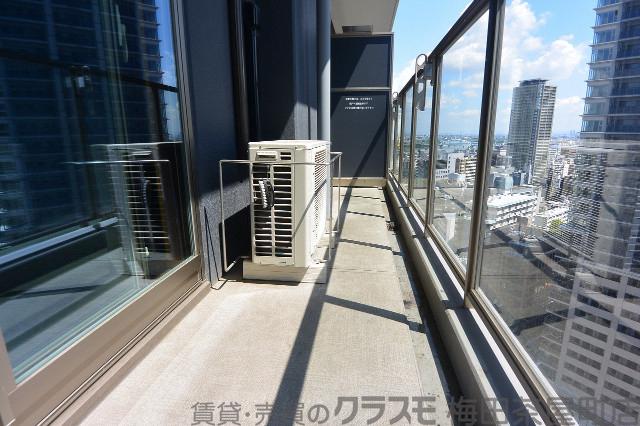 25/30 バルコニー