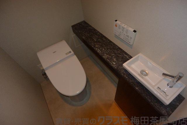 22/30 トイレ