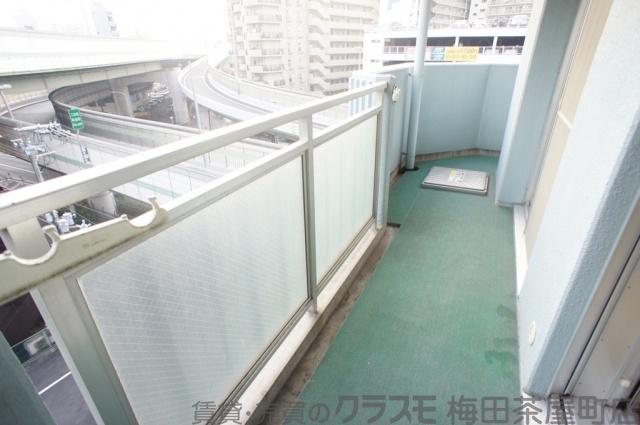 21/30 バルコニー