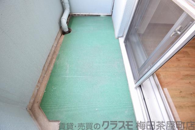 23/30 バルコニー