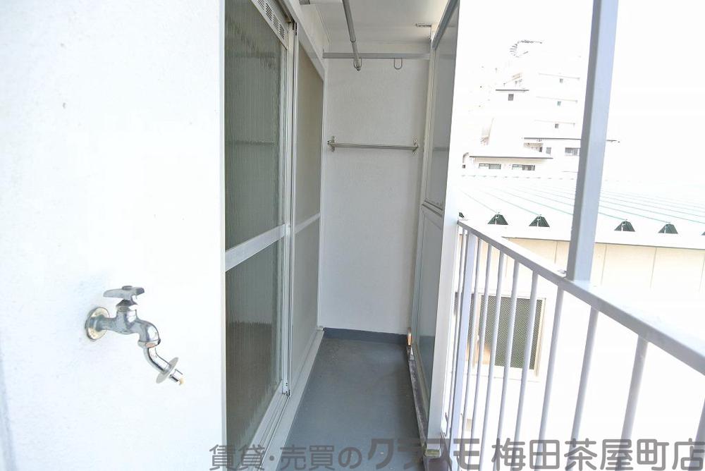 20/30 バルコニー