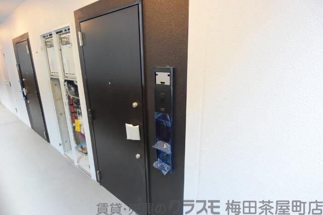 14/30 室内