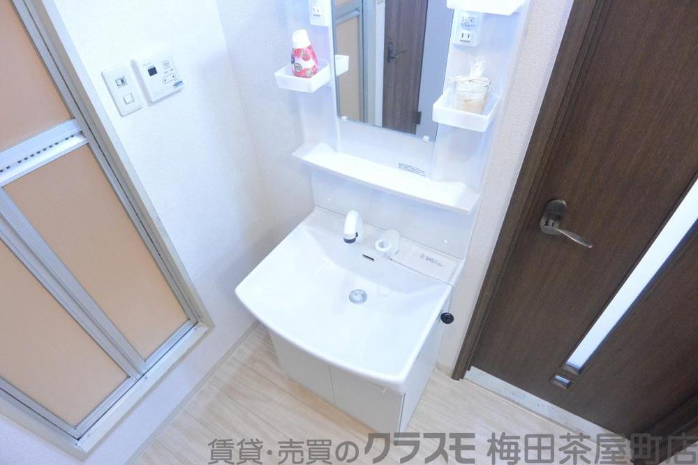 20/30 洗面