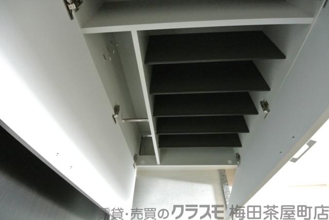 13/30 収納