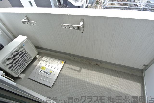 21/30 バルコニー