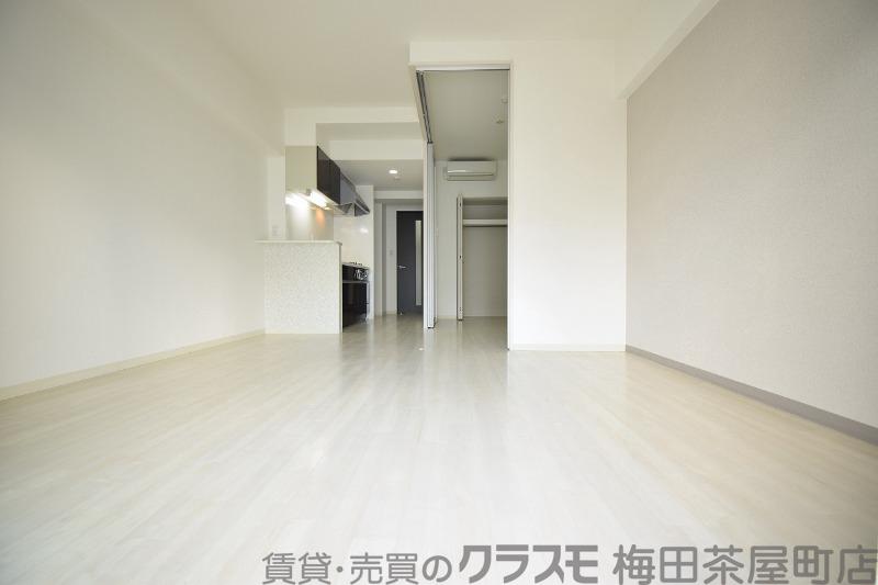 26/30 エントランス