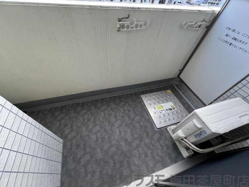 21/30 バルコニー