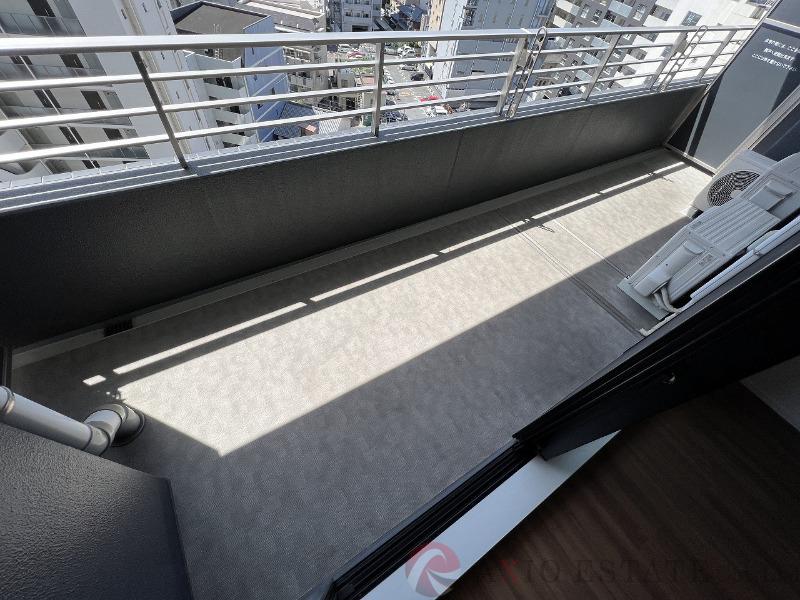 21/30 バルコニー