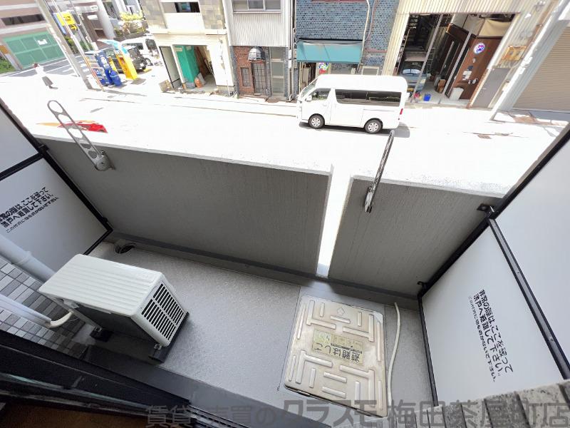 21/30 バルコニー