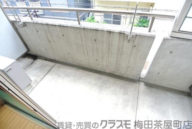 20/30 バルコニー