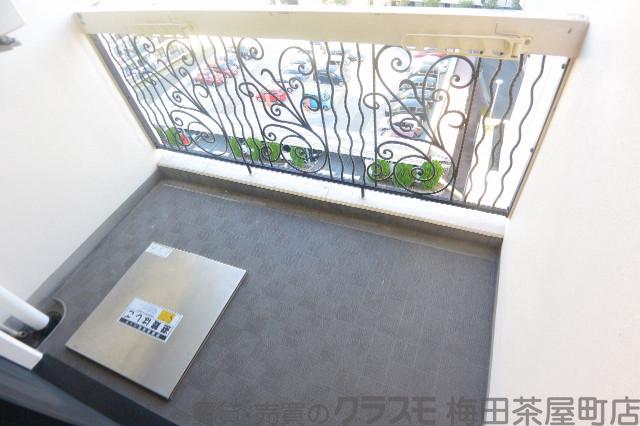 21/30 バルコニー