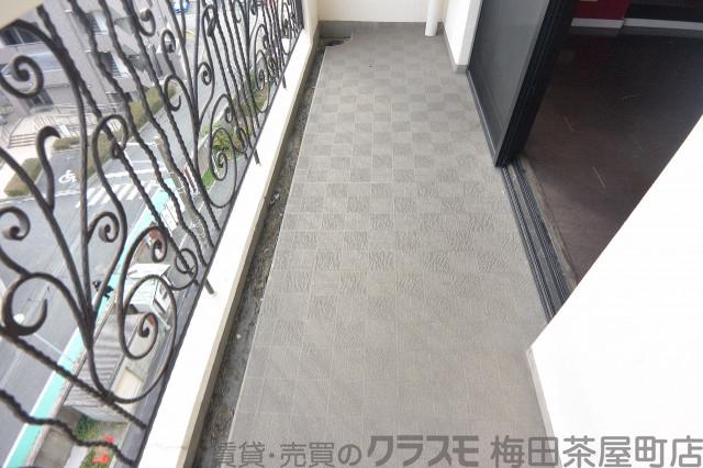 21/30 バルコニー