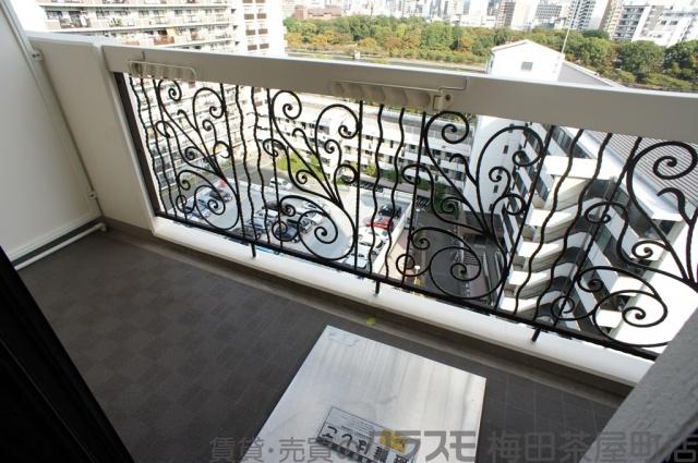 21/30 バルコニー