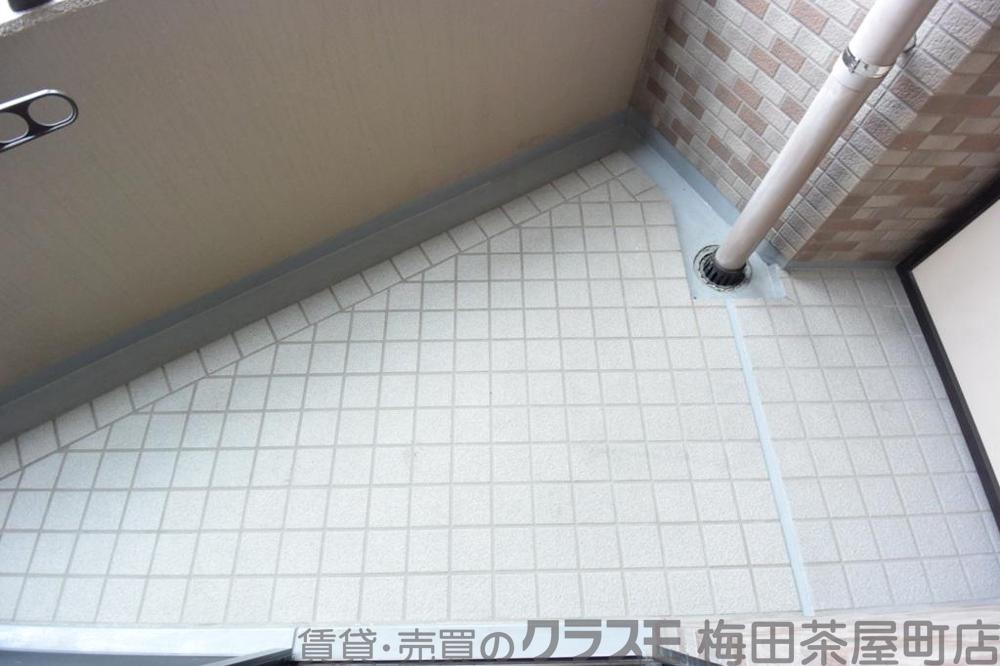 21/30 バルコニー