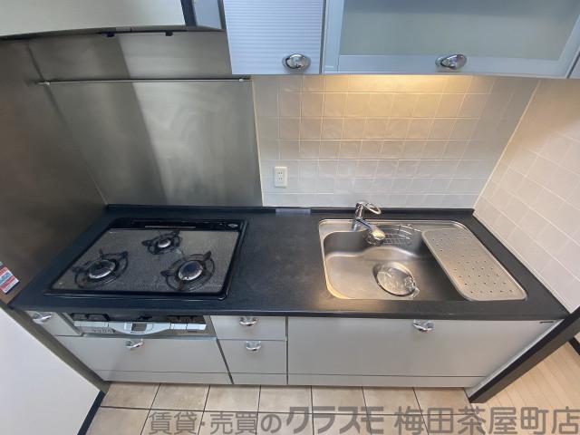 20/30 キッチン