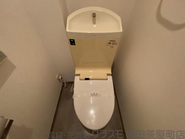23/30 トイレ