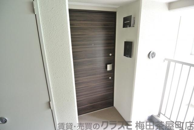 13/30 玄関