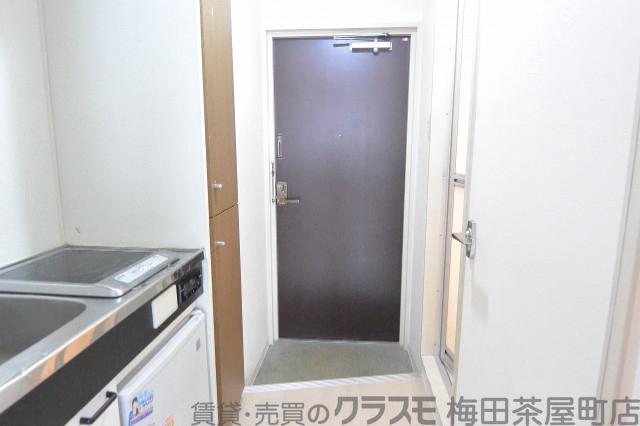 13/30 玄関