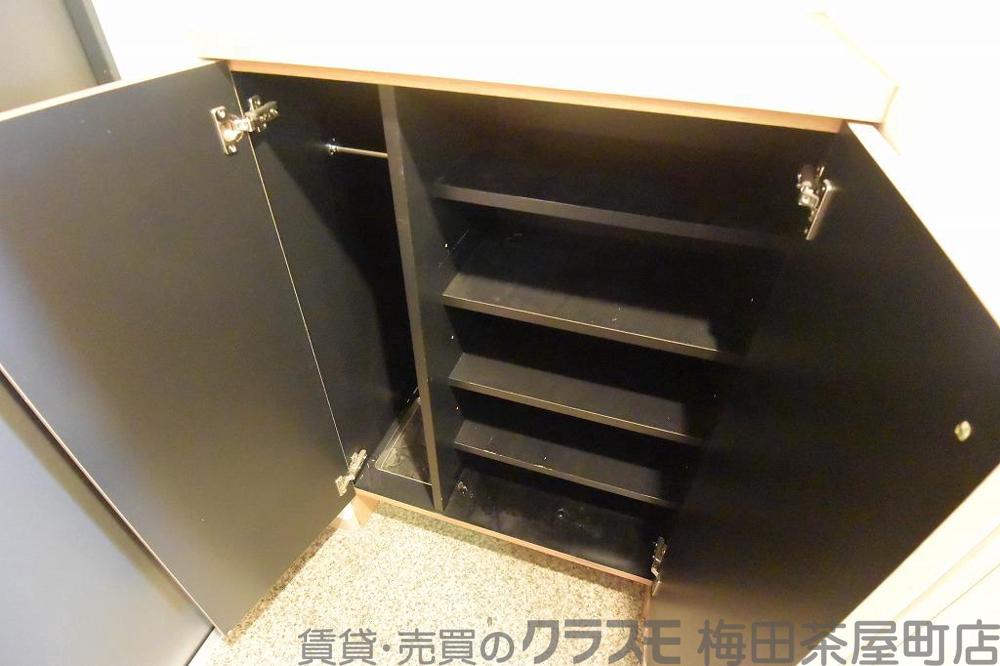 13/30 収納