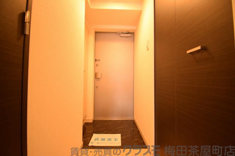 13/30 玄関