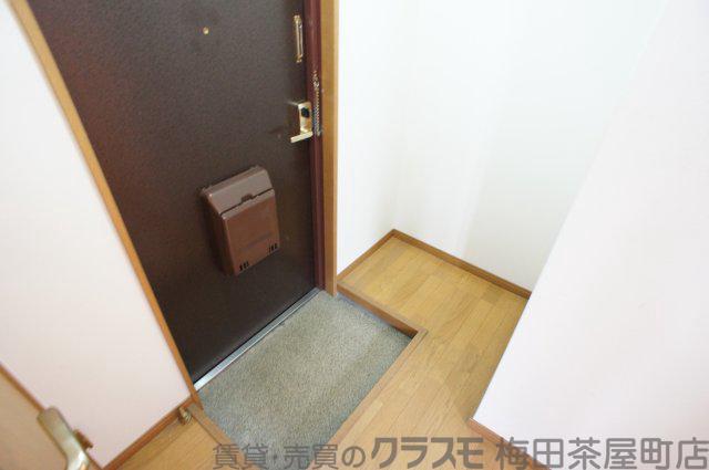 14/30 玄関