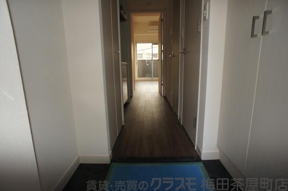 14/30 玄関