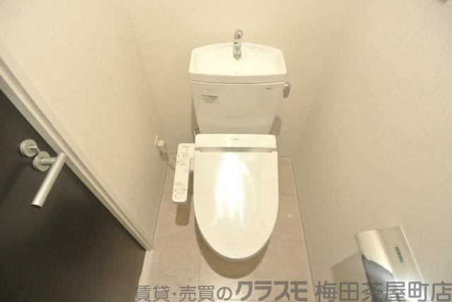 18/30 トイレ