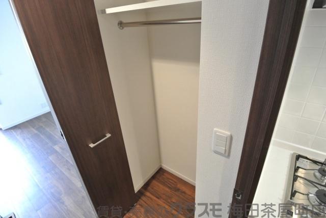 13/30 収納