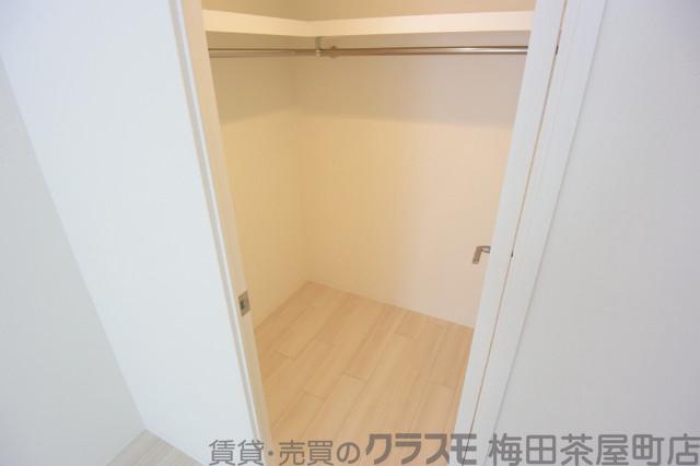 13/30 収納
